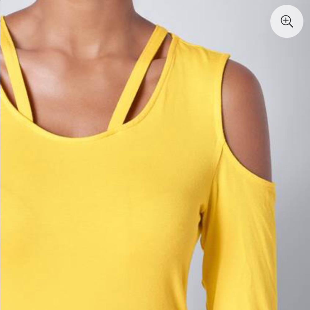 Cold Shoulder Top - Picture 3 of 4